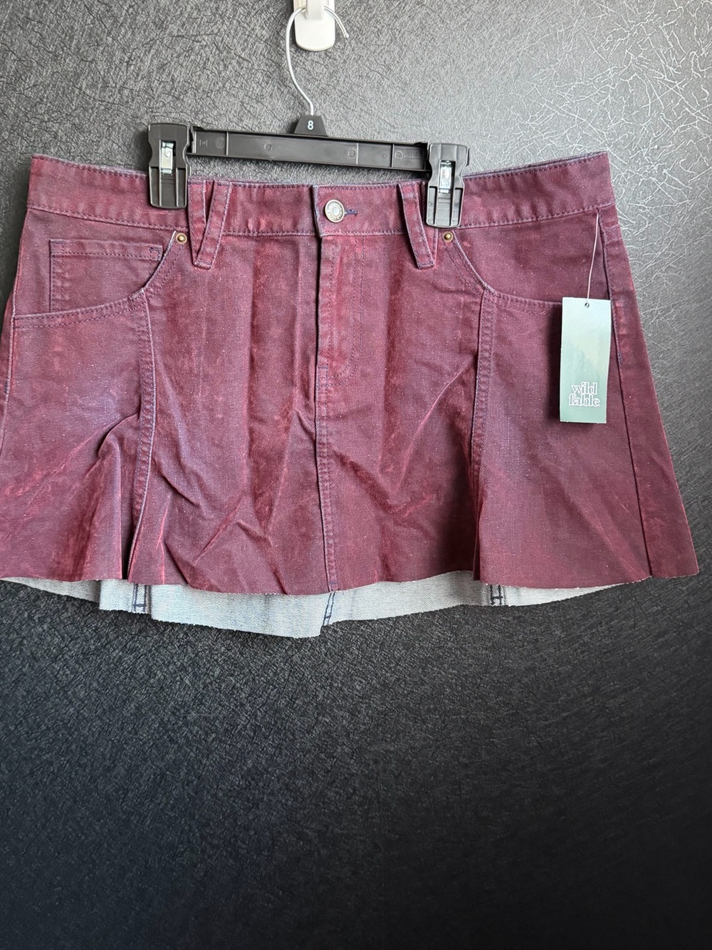 wild fable wine-red pleated mini skirt
